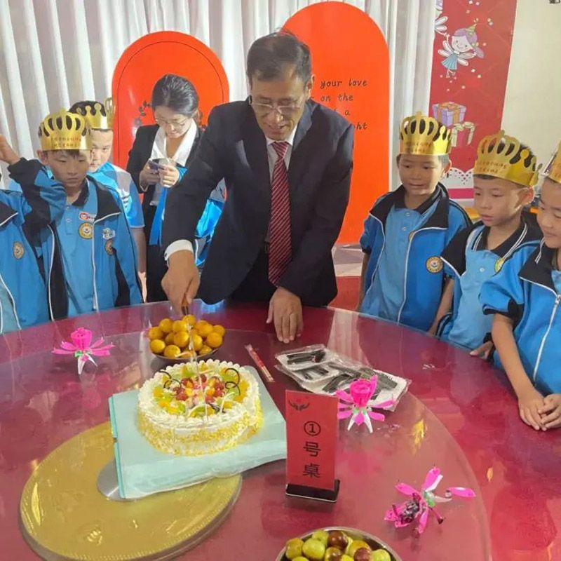 学生生日会