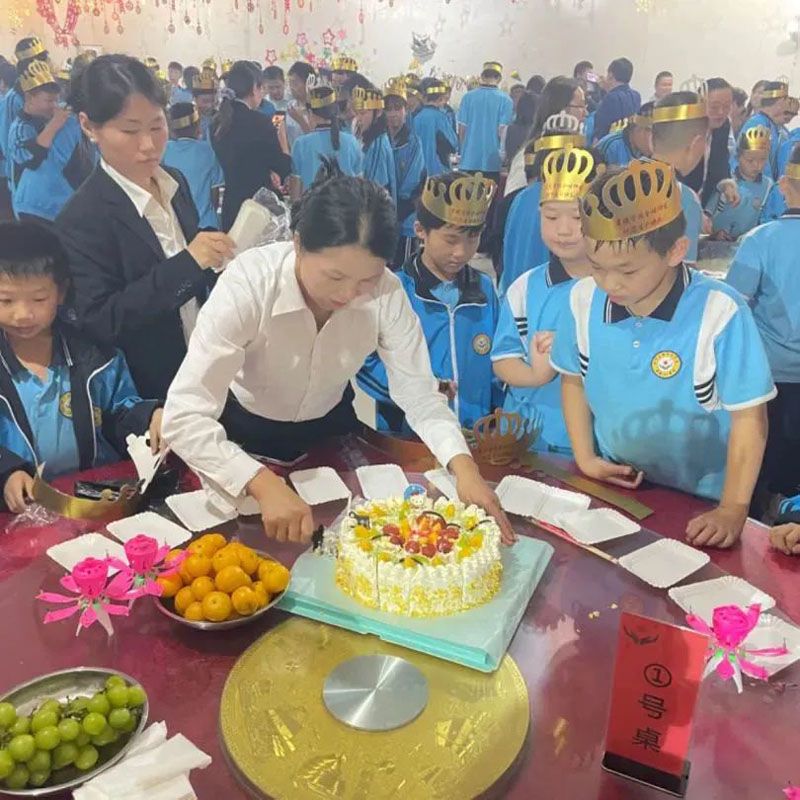 学生生日会