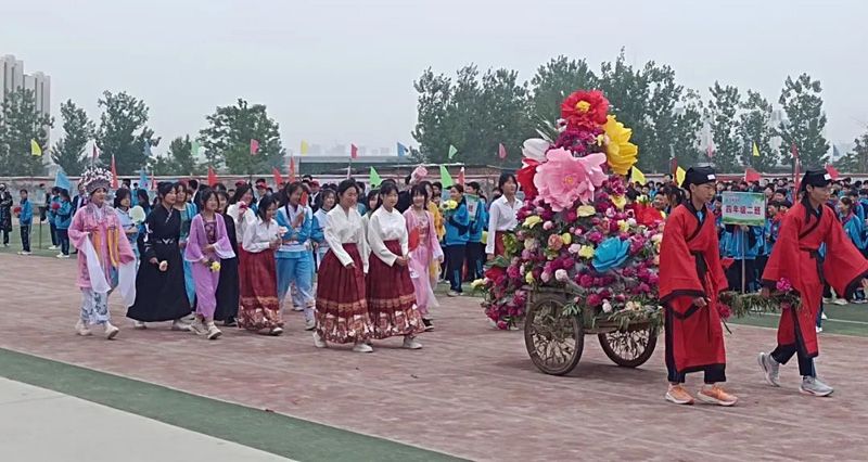 运动点燃激情 赛场闪耀青春——菏泽晨曦教育集团举行第28届春季运动会